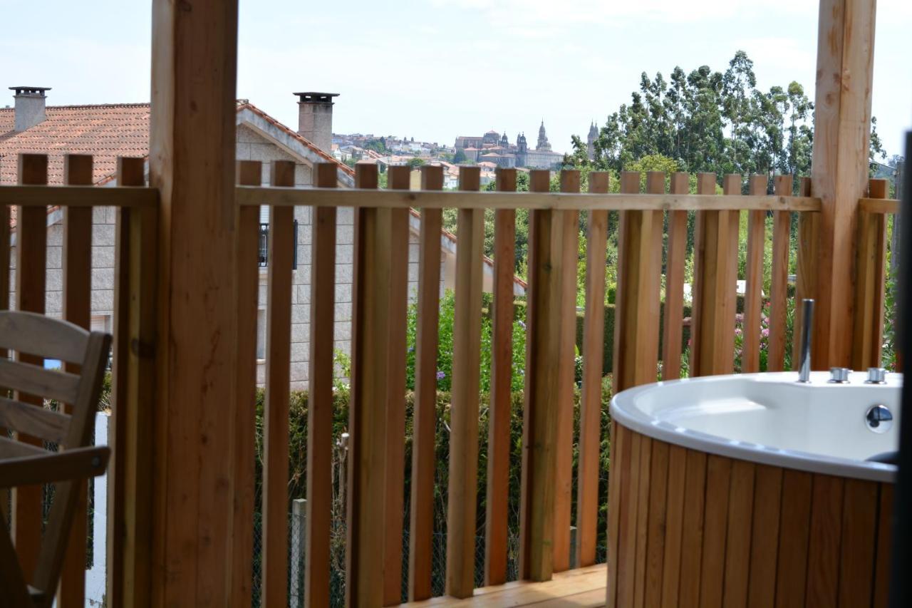 Cabanas Compostela - Cabana La Catedral Con Banera De Hidromasaje サンティアゴ・デ・コンポステーラ エクステリア 写真