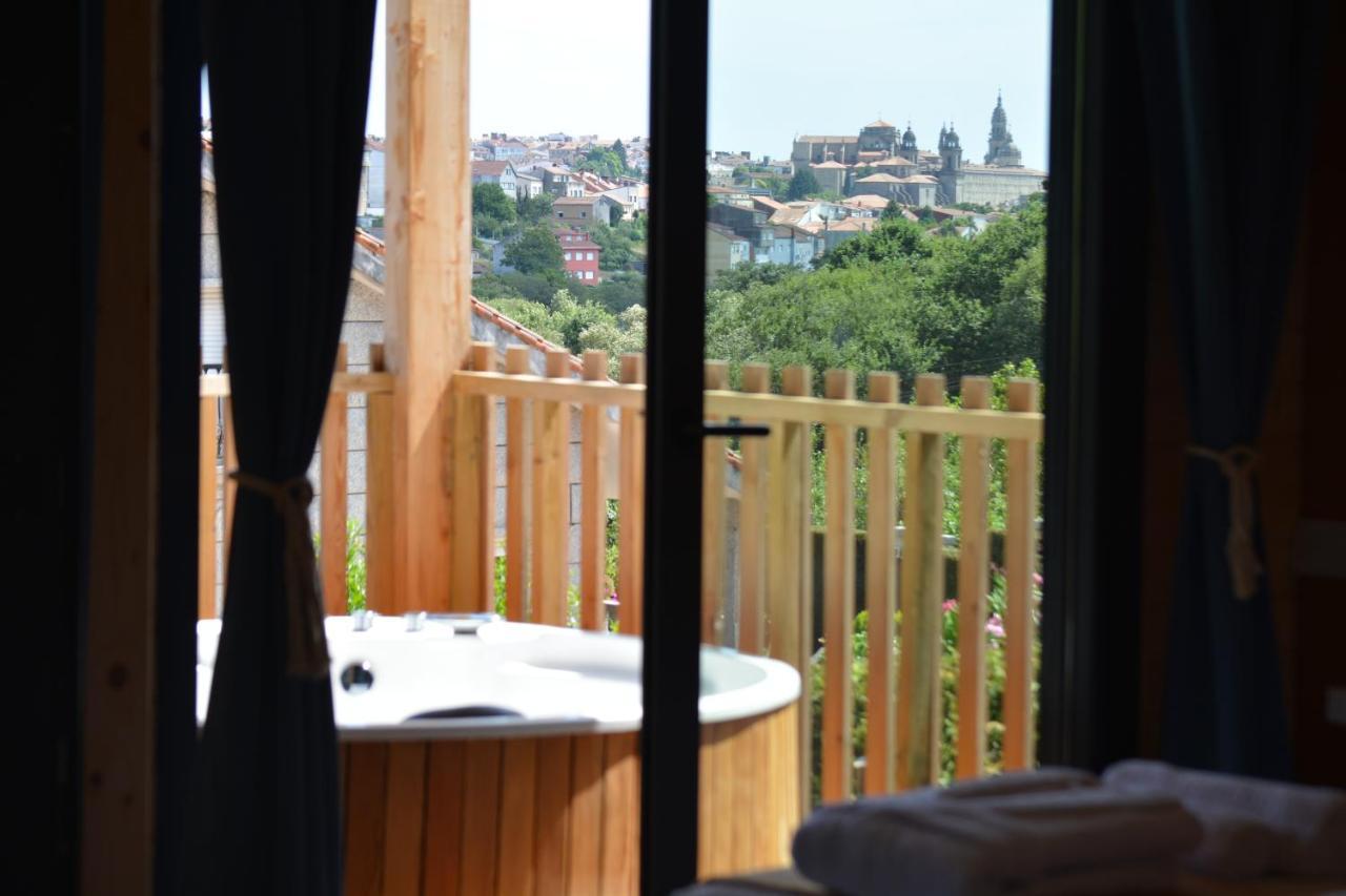 Cabanas Compostela - Cabana La Catedral Con Banera De Hidromasaje サンティアゴ・デ・コンポステーラ エクステリア 写真